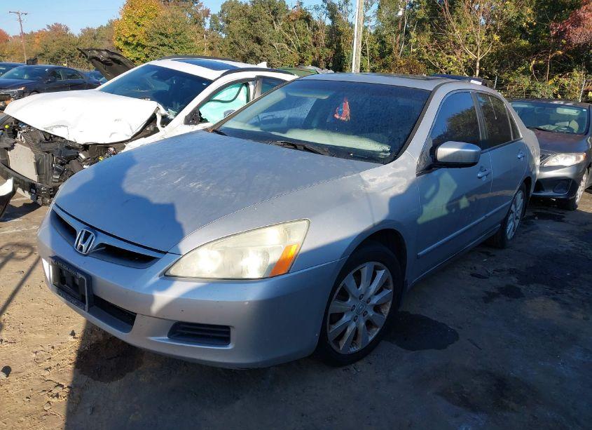 Photo 2 of 2006 Honda Accord 3.0 LX (VIN 1HGCM66316A014323)