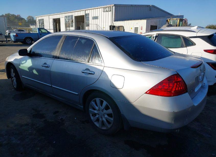 Photo 3 of 2006 Honda Accord 3.0 LX (VIN 1HGCM66316A014323)