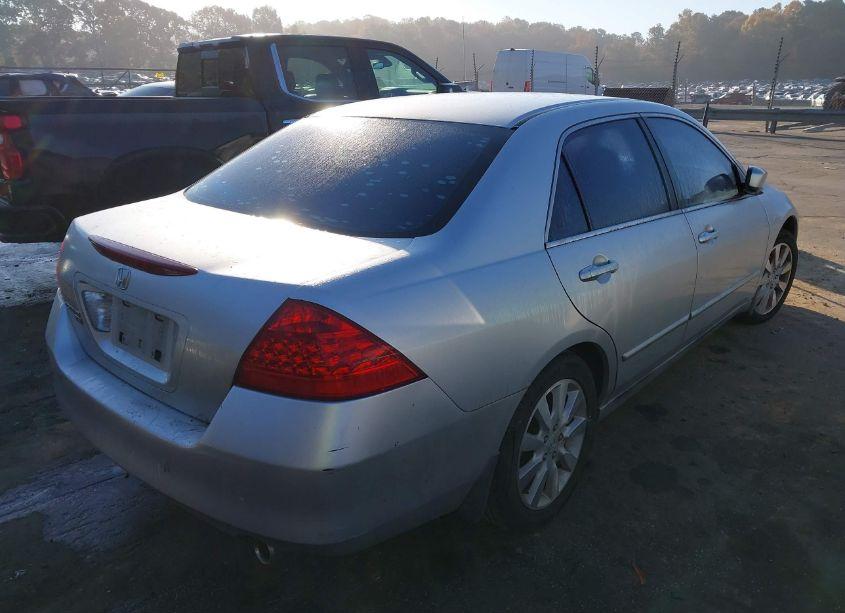 Photo 4 of 2006 Honda Accord 3.0 LX (VIN 1HGCM66316A014323)