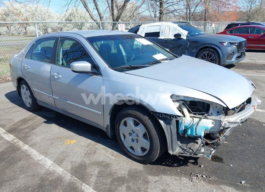 2005 Honda Accord 3.0 LX (VIN 1HGCM66325A040041) main photo