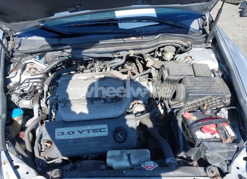 Photo 10 of 2005 Honda Accord 3.0 LX (VIN 1HGCM66325A040041)