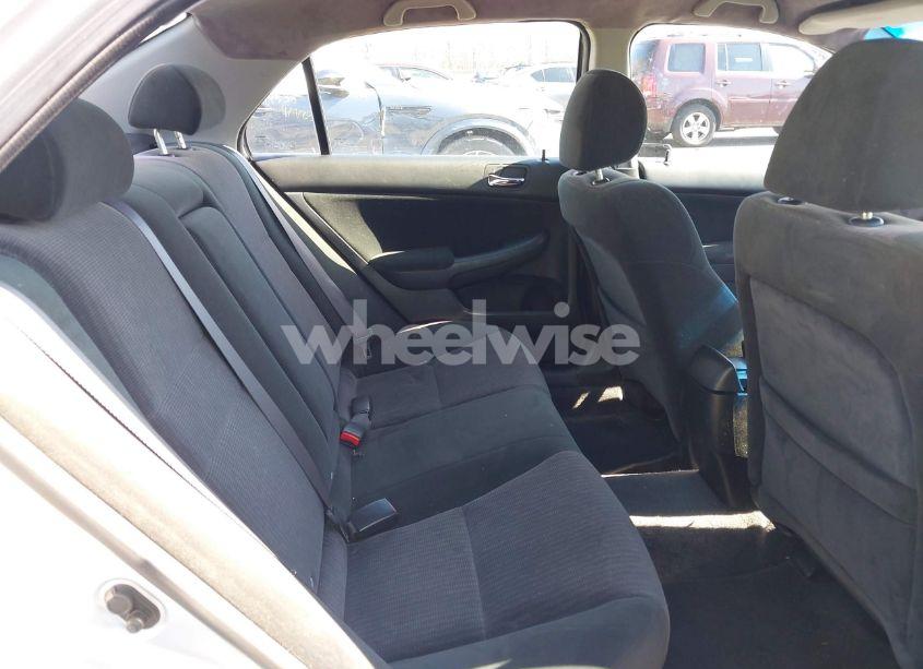 Photo 8 of 2005 Honda Accord 3.0 LX (VIN 1HGCM66325A040041)