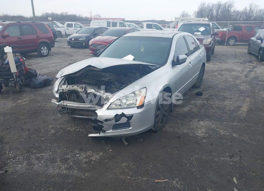 Photo 2 of 2006 Honda Accord 3.0 LX (VIN 1HGCM66326A051574)