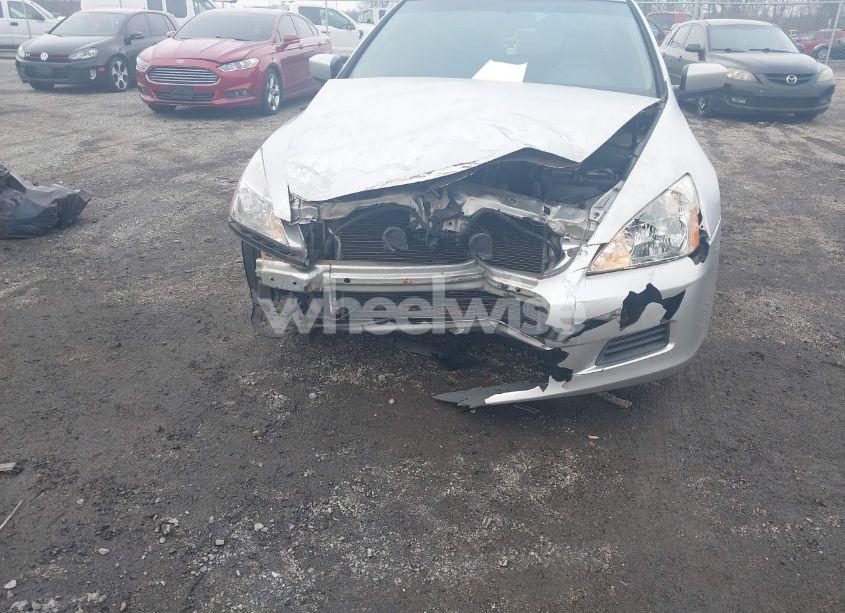 Photo 6 of 2006 Honda Accord 3.0 LX (VIN 1HGCM66326A051574)