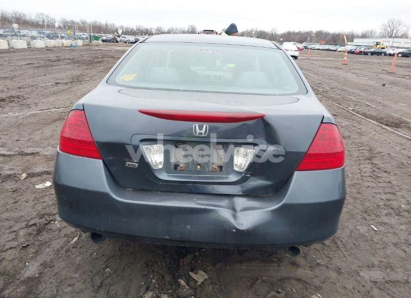 Photo 6 of 2006 Honda Accord 3.0 LX (VIN 1HGCM66336A073373)