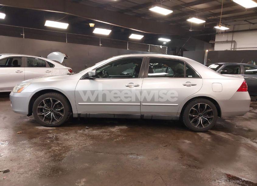 Photo 14 of 2007 Honda Accord 3.0 LX (VIN 1HGCM66337A017368)