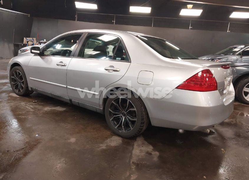 Photo 3 of 2007 Honda Accord 3.0 LX (VIN 1HGCM66337A017368)