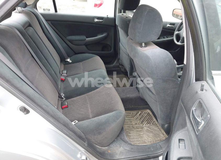 Photo 8 of 2003 Honda Accord 3.0 LX (VIN 1HGCM66343A056125)