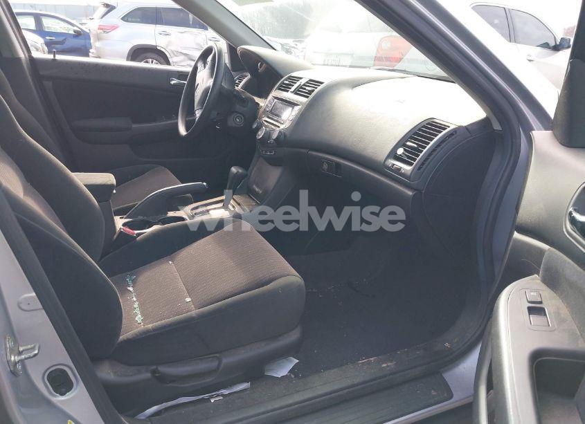 Photo 5 of 2004 Honda Accord 3.0 LX (VIN 1HGCM66344A047636)
