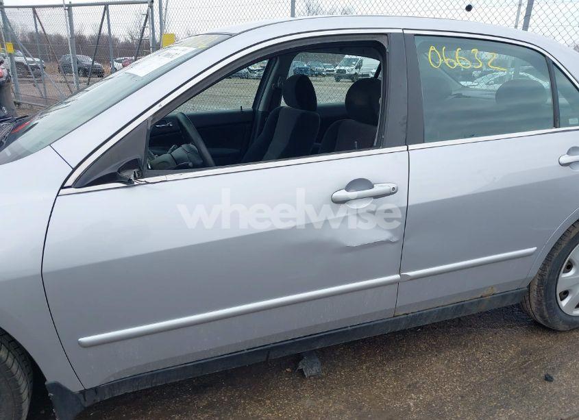 Photo 6 of 2004 Honda Accord 3.0 LX (VIN 1HGCM66344A047636)