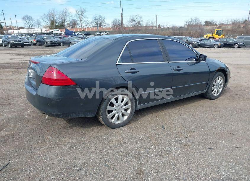 Photo 4 of 2006 Honda Accord 3.0 LX (VIN 1HGCM66346A030001)