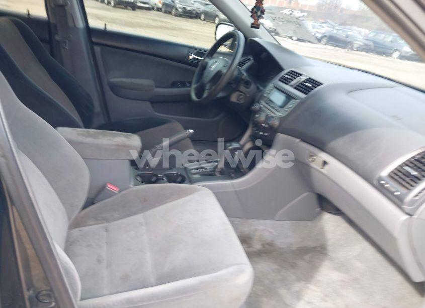 Photo 5 of 2006 Honda Accord 3.0 LX (VIN 1HGCM66346A030001)