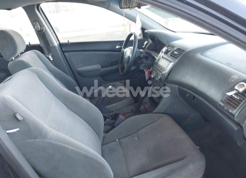 Photo 5 of 2004 Honda Accord 3.0 LX (VIN 1HGCM66354A059567)