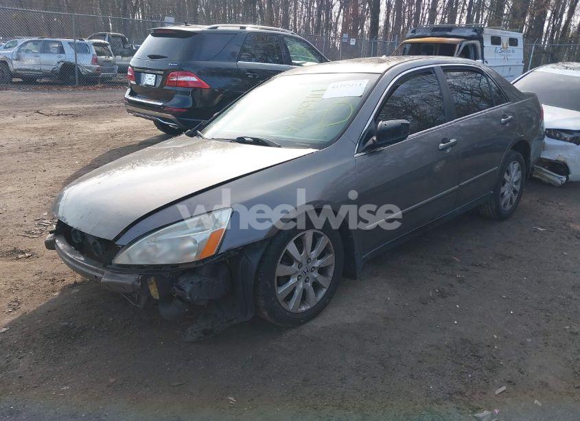 Photo 2 of 2007 Honda Accord 3.0 LX (VIN 1HGCM66357A025441)