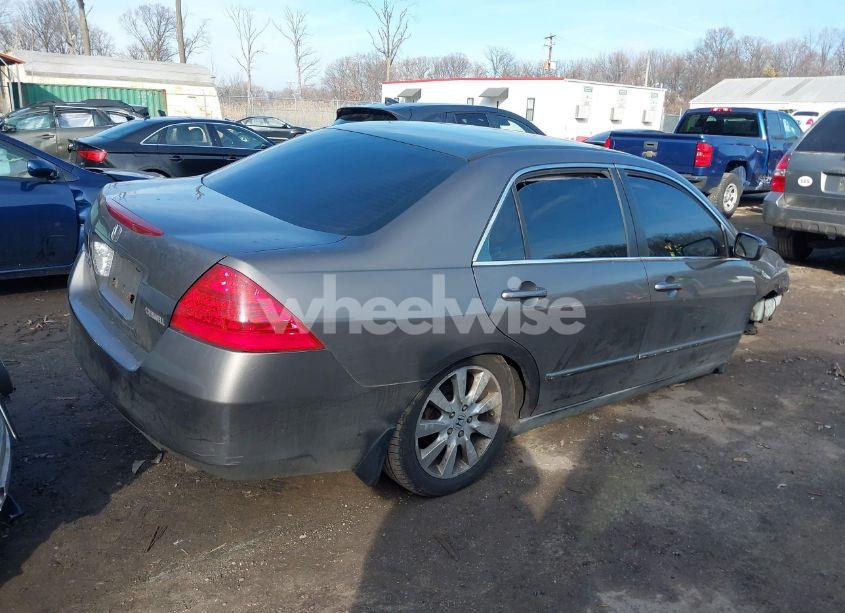 Photo 4 of 2007 Honda Accord 3.0 LX (VIN 1HGCM66357A025441)