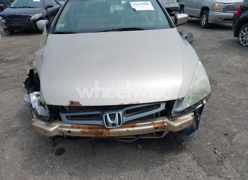 Photo 13 of 2004 Honda Accord 3.0 LX (VIN 1HGCM66364A102992)