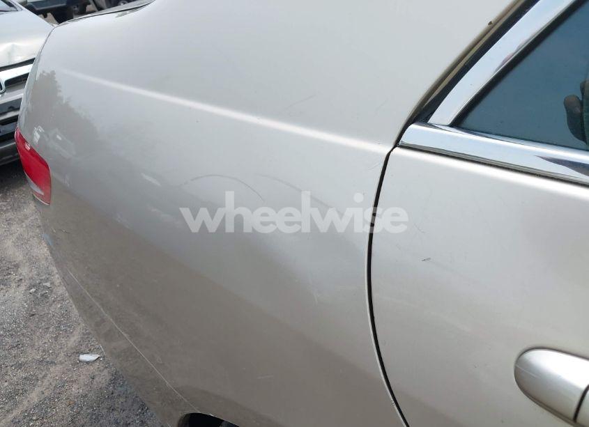 Photo 17 of 2004 Honda Accord 3.0 LX (VIN 1HGCM66364A102992)