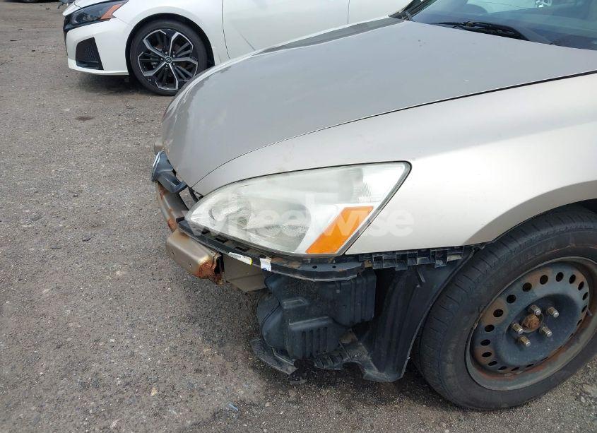 Photo 6 of 2004 Honda Accord 3.0 LX (VIN 1HGCM66364A102992)