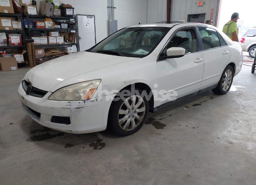 Photo 2 of 2006 Honda Accord 3.0 LX (VIN 1HGCM66366A072699)