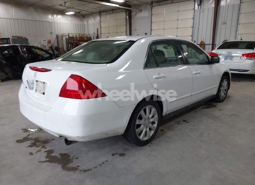 Photo 4 of 2006 Honda Accord 3.0 LX (VIN 1HGCM66366A072699)