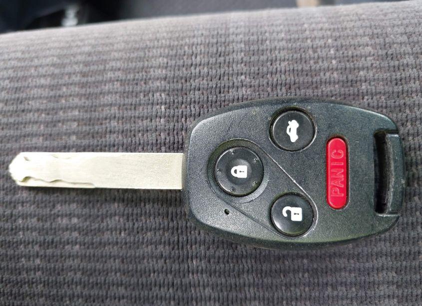 Photo 11 of 2005 Honda Accord 3.0 LX (VIN 1HGCM66375A020447)