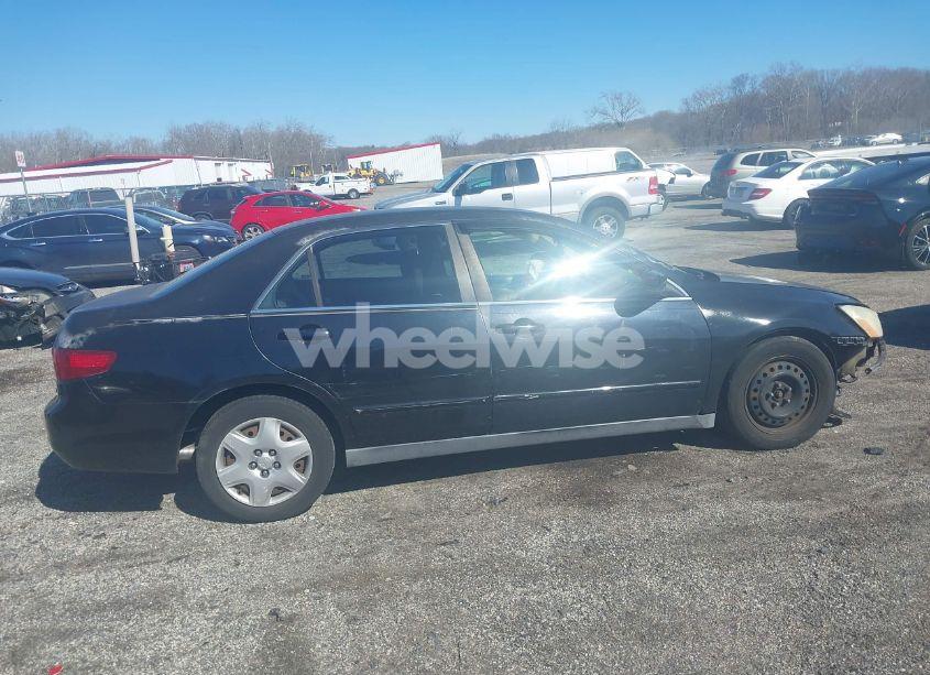 Photo 13 of 2005 Honda Accord 3.0 LX (VIN 1HGCM66375A027799)