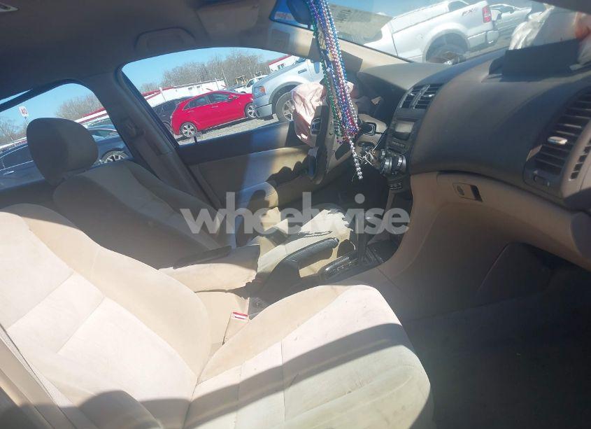 Photo 5 of 2005 Honda Accord 3.0 LX (VIN 1HGCM66375A027799)