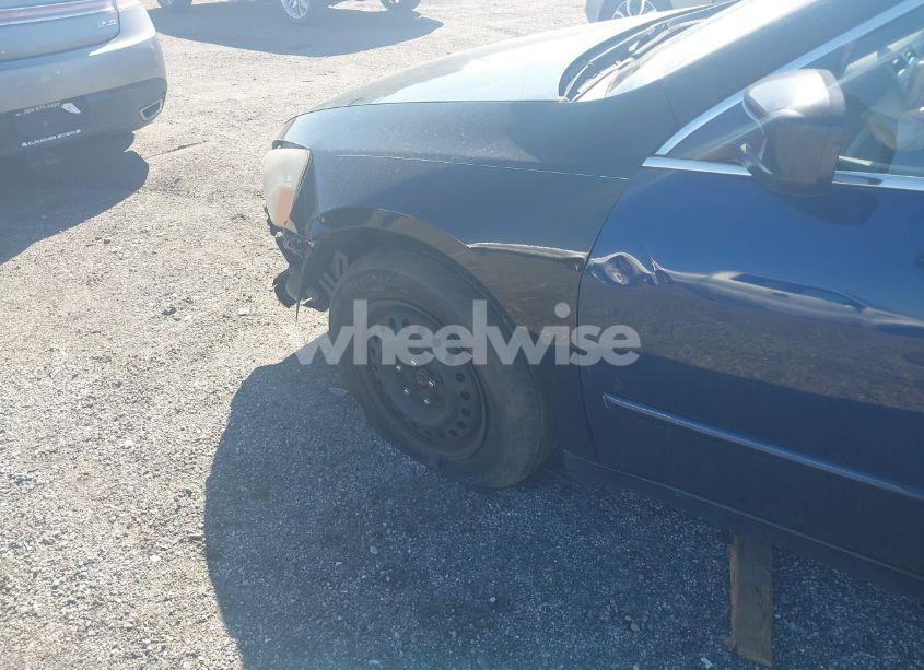 Photo 6 of 2005 Honda Accord 3.0 LX (VIN 1HGCM66375A027799)