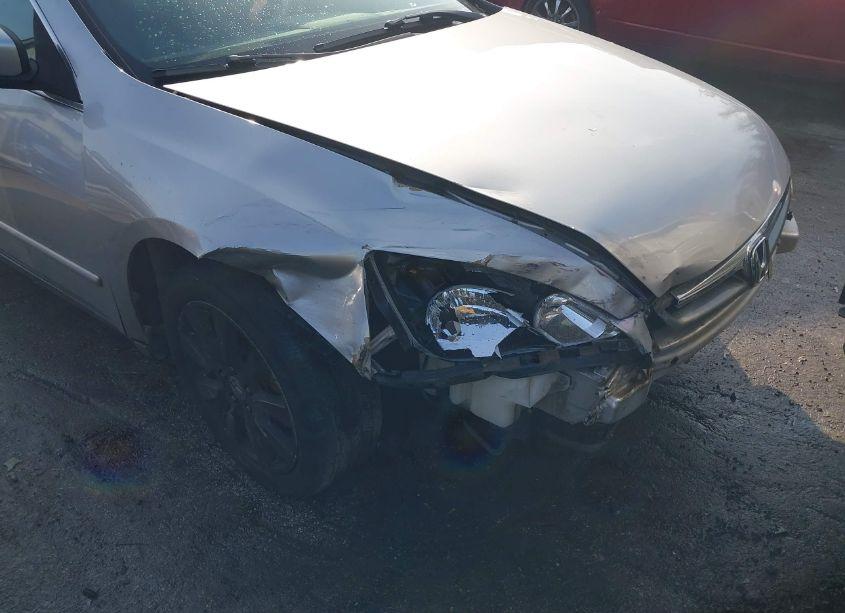 Photo 18 of 2006 Honda Accord 3.0 LX (VIN 1HGCM66376A045771)