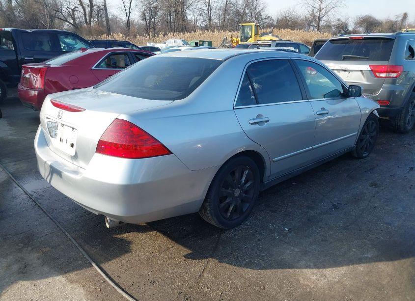 Photo 4 of 2006 Honda Accord 3.0 LX (VIN 1HGCM66376A045771)