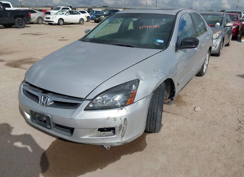 Photo 2 of 2007 Honda Accord 3.0 LX (VIN 1HGCM66377A005174)