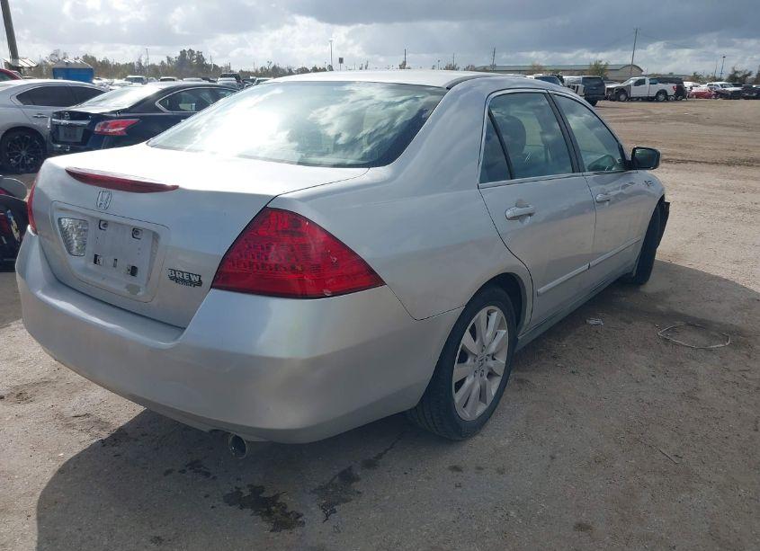 Photo 4 of 2007 Honda Accord 3.0 LX (VIN 1HGCM66377A005174)