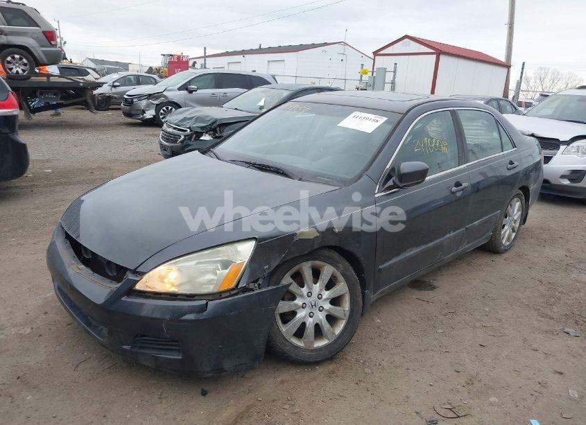 Photo 2 of 2007 Honda Accord 3.0 LX (VIN 1HGCM66377A021925)