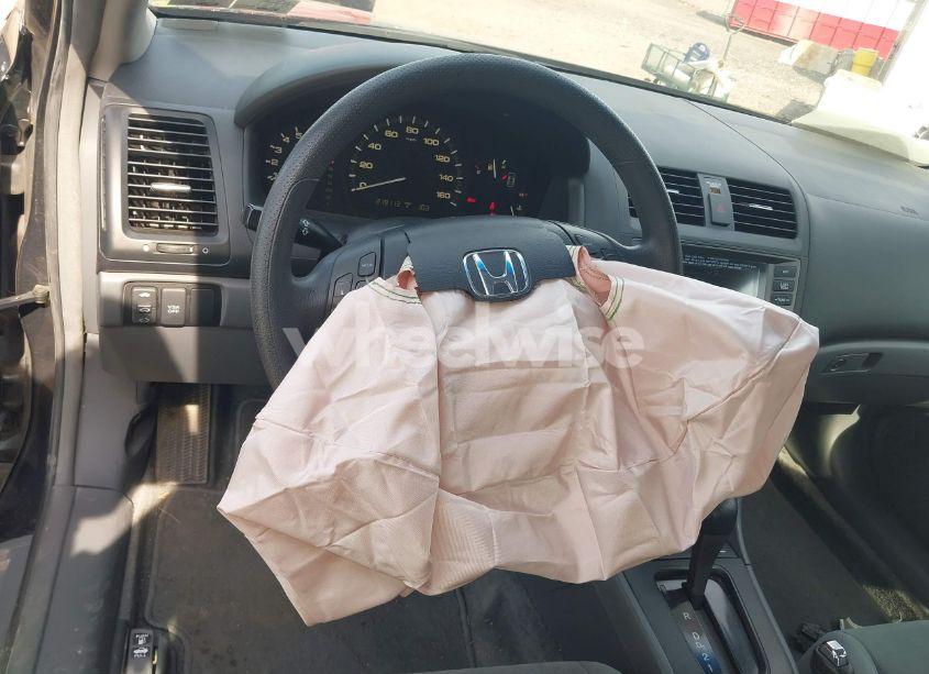 Photo 13 of 2006 Honda Accord 3.0 LX (VIN 1HGCM66386A001696)