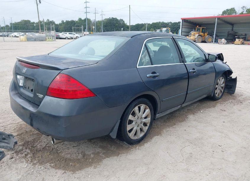 Photo 4 of 2006 Honda Accord 3.0 LX (VIN 1HGCM66396A066122)