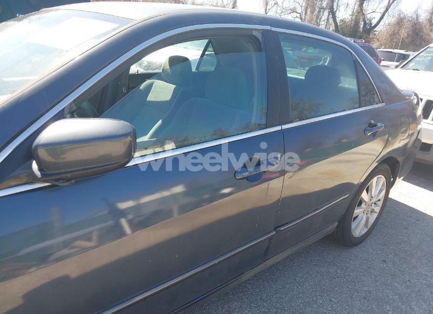 Photo 14 of 2007 Honda Accord 3.0 LX (VIN 1HGCM66397A032148)