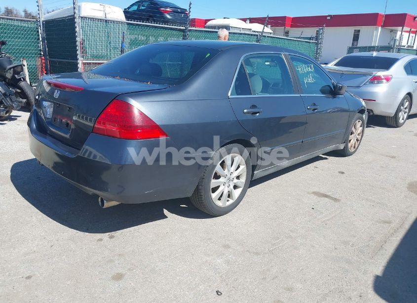 Photo 4 of 2007 Honda Accord 3.0 LX (VIN 1HGCM66397A032148)