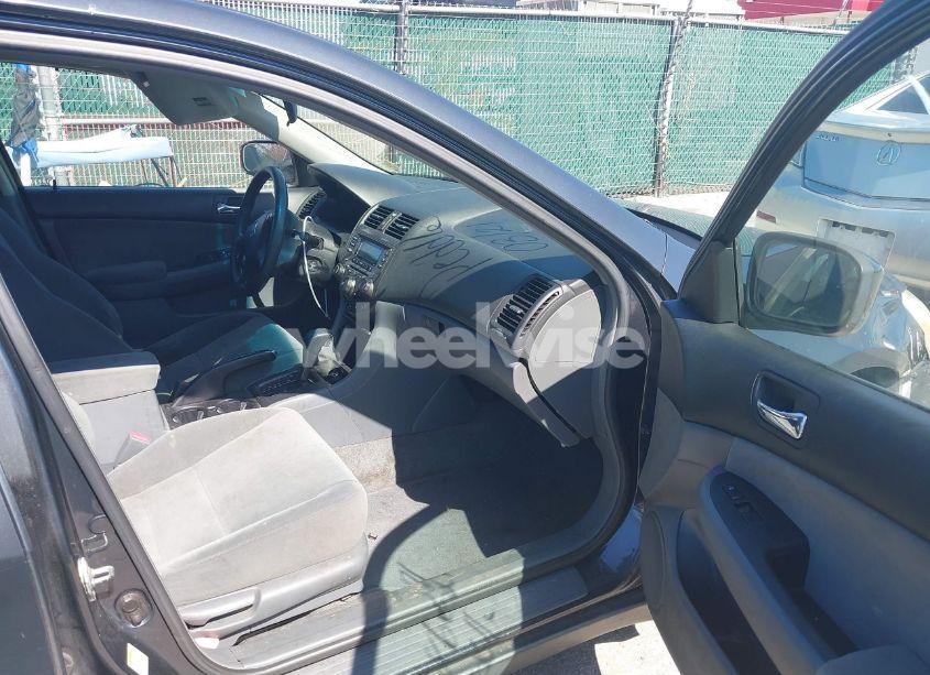 Photo 5 of 2007 Honda Accord 3.0 LX (VIN 1HGCM66397A032148)