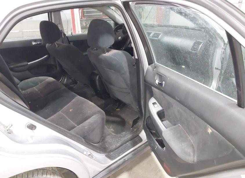 Photo 8 of 2003 Honda Accord 3.0 LX (VIN 1HGCM663X3A009343)