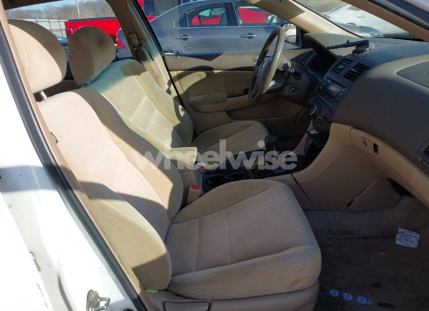 Photo 5 of 2003 Honda Accord 3.0 LX (VIN 1HGCM663X3A097858)