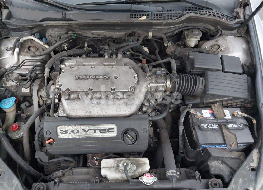 Photo 10 of 2004 Honda Accord 3.0 LX (VIN 1HGCM663X4A010333)