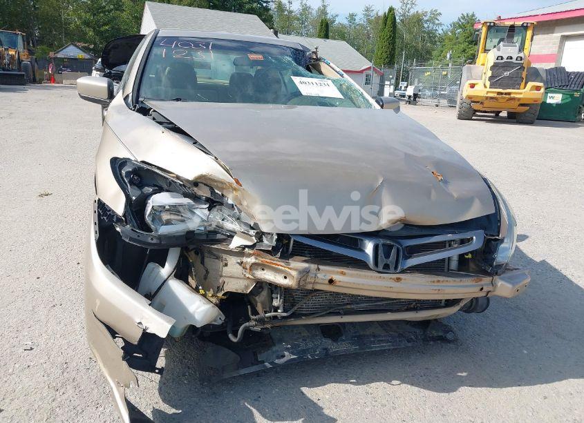 Photo 6 of 2005 Honda Accord 3.0 LX (VIN 1HGCM663X5A063650)