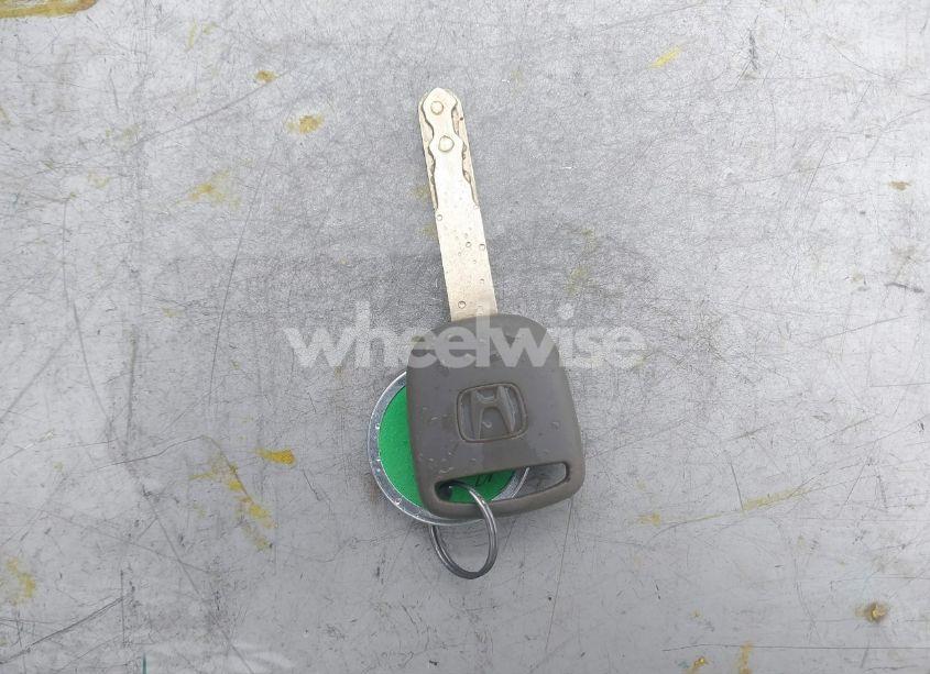 Photo 11 of 2005 Honda Accord 3.0 LX (VIN 1HGCM663X5A069934)