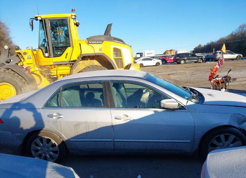 Photo 13 of 2006 Honda Accord 3.0 LX (VIN 1HGCM663X6A058613)