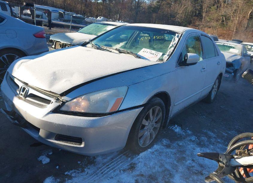 Photo 2 of 2006 Honda Accord 3.0 LX (VIN 1HGCM663X6A058613)