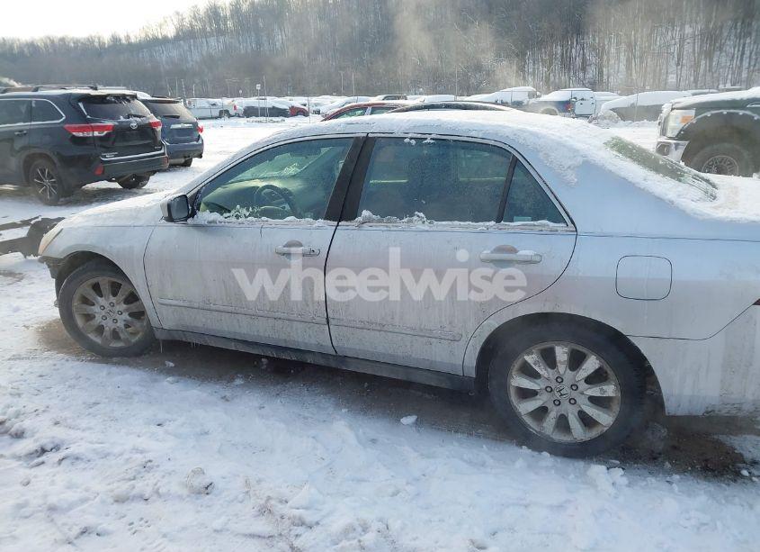 Photo 15 of 2007 Honda Accord 3.0 SE (VIN 1HGCM66407A038378)