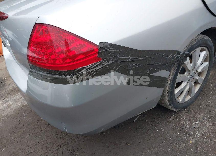 Photo 11 of 2007 Honda Accord 3.0 SE (VIN 1HGCM66407A070506)