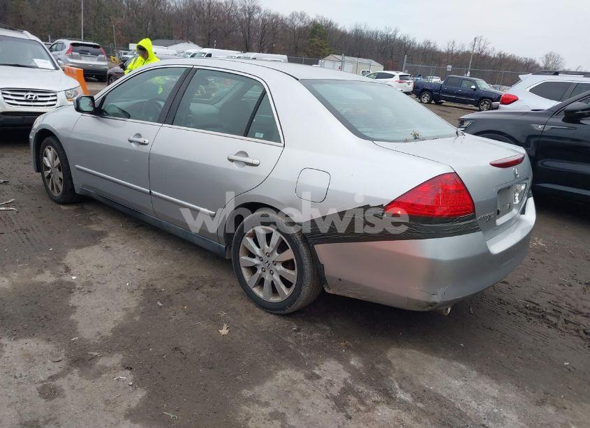 Photo 3 of 2007 Honda Accord 3.0 SE (VIN 1HGCM66407A070506)