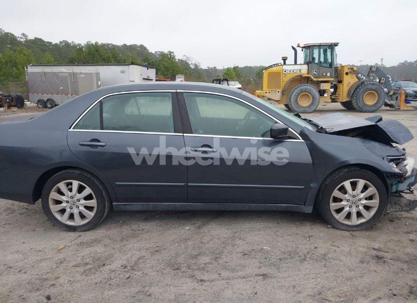 Photo 13 of 2007 Honda Accord 3.0 SE (VIN 1HGCM66407A100720)