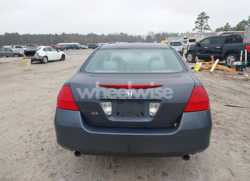 Photo 16 of 2007 Honda Accord 3.0 SE (VIN 1HGCM66407A100720)